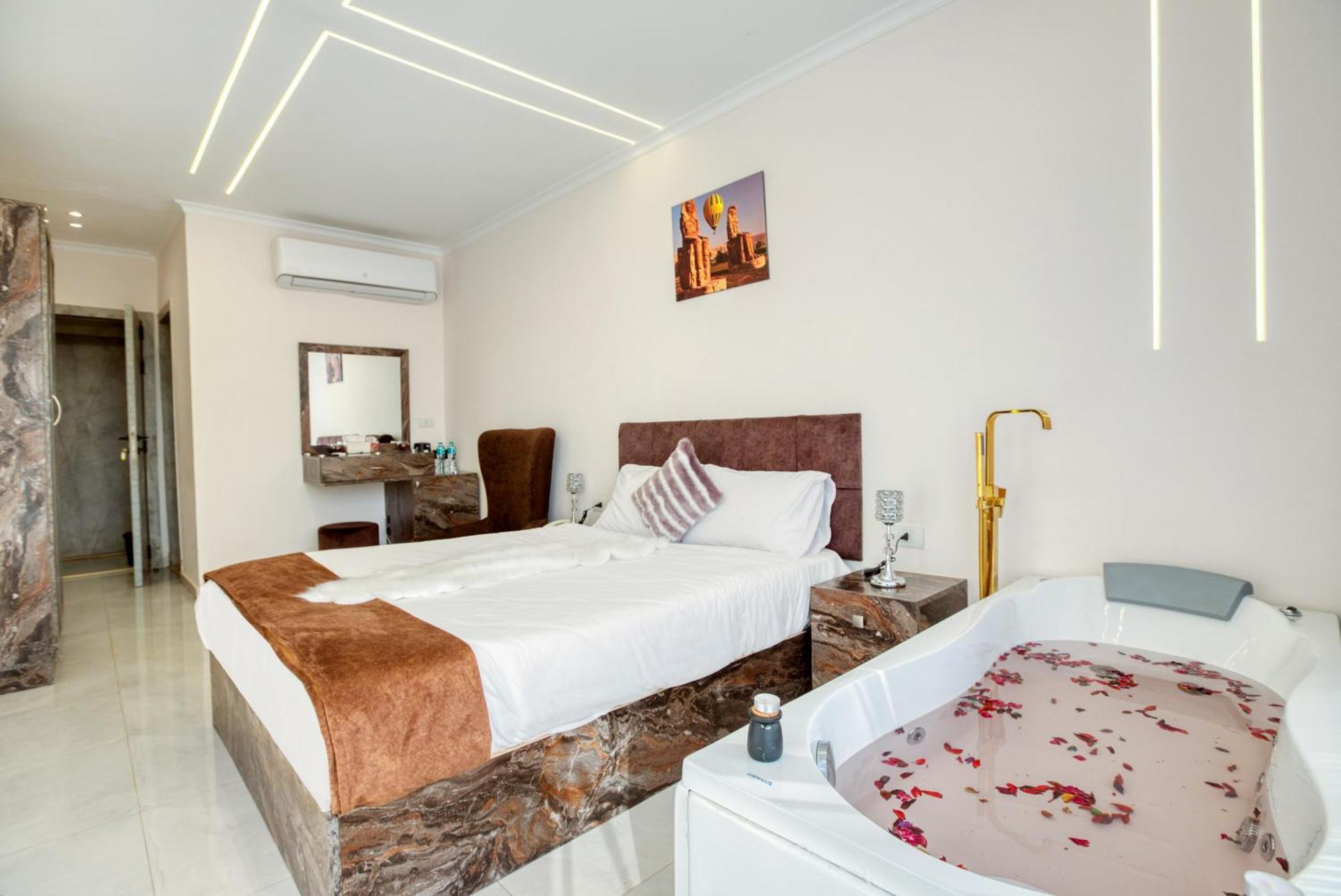 Tree Lounge Pyramids View Inn , Sphinx Giza Kafret el-Gabal Esterno foto