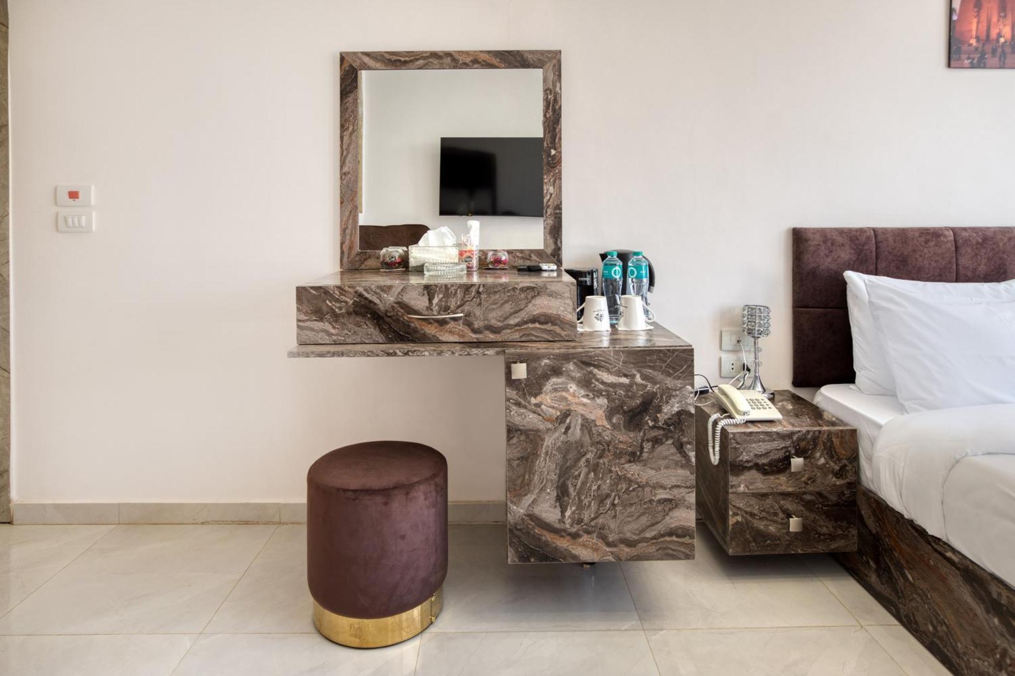 Tree Lounge Pyramids View Inn , Sphinx Giza Kafret el-Gabal Esterno foto