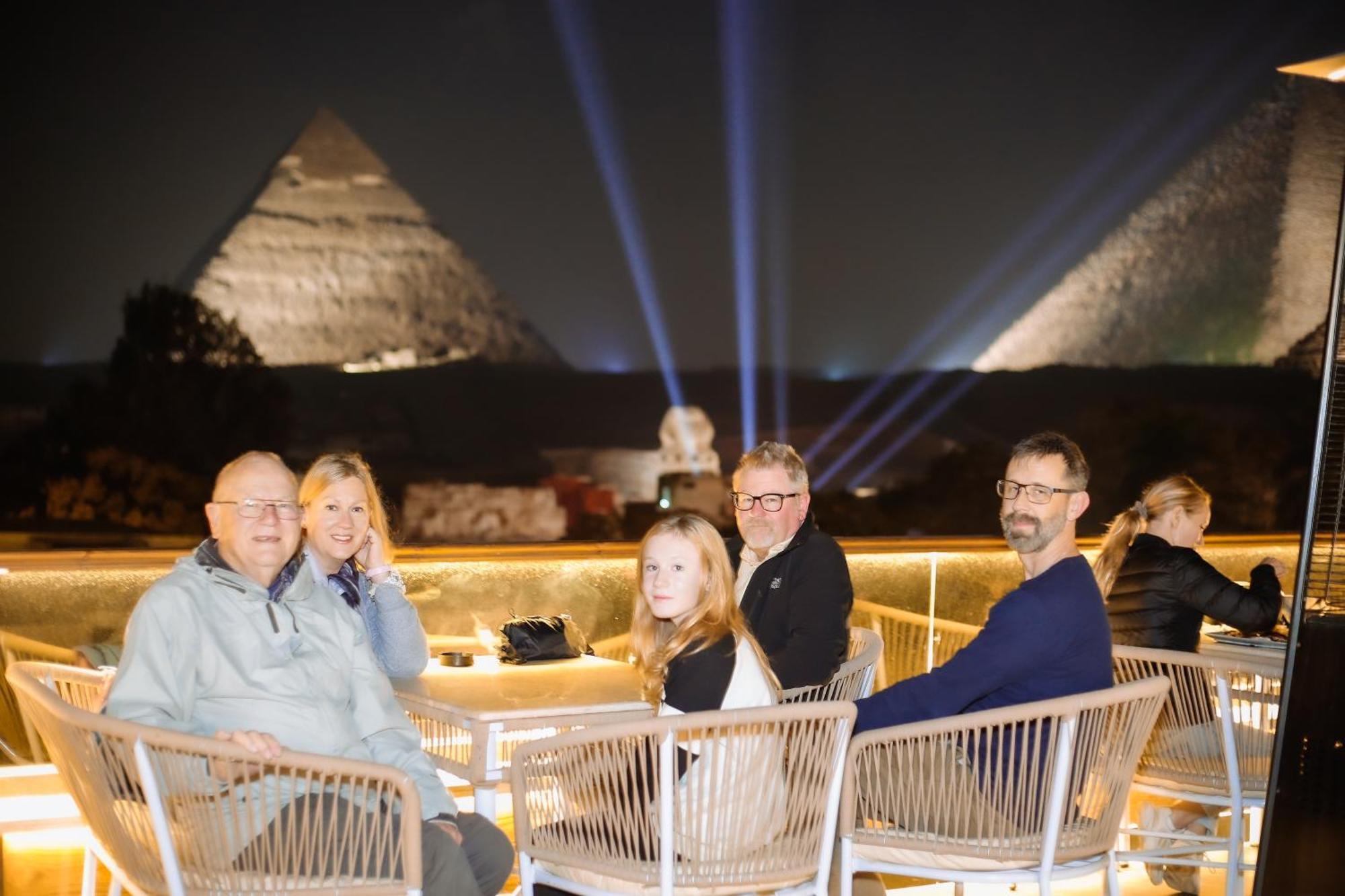 Tree Lounge Pyramids View Inn , Sphinx Giza Kafret el-Gabal Esterno foto