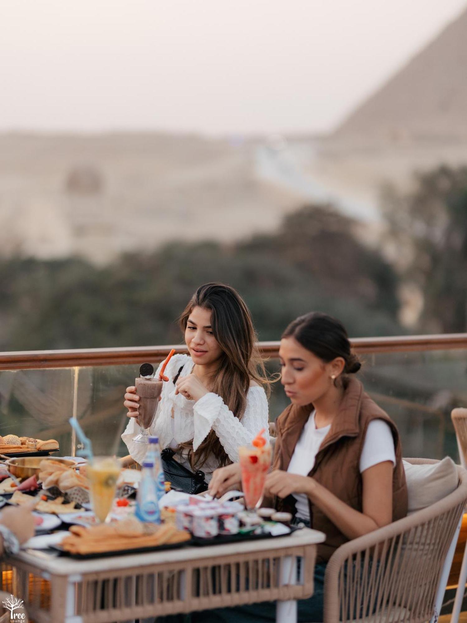 Tree Lounge Pyramids View Inn , Sphinx Giza Kafret el-Gabal Esterno foto