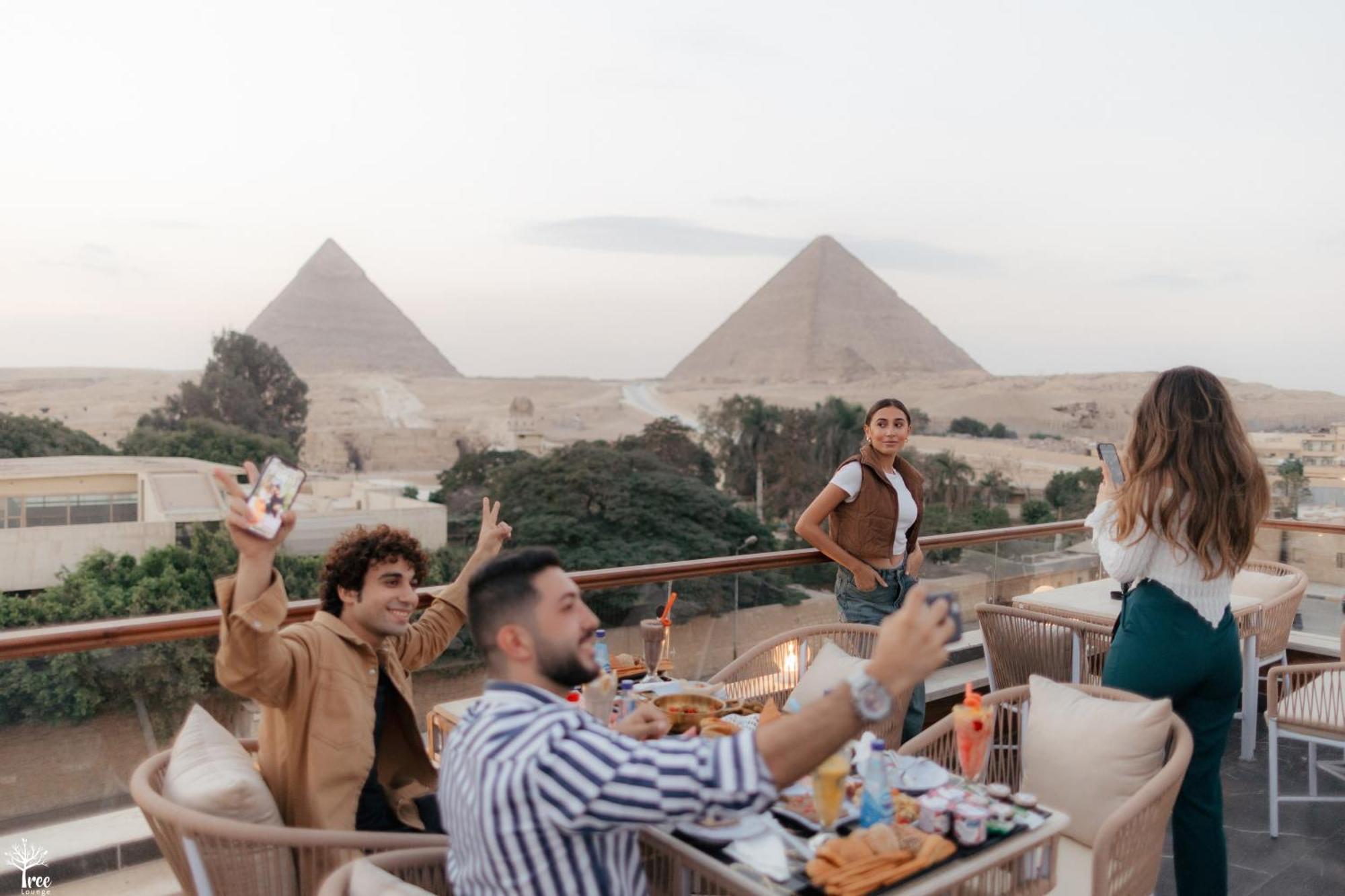 Tree Lounge Pyramids View Inn , Sphinx Giza Kafret el-Gabal Esterno foto